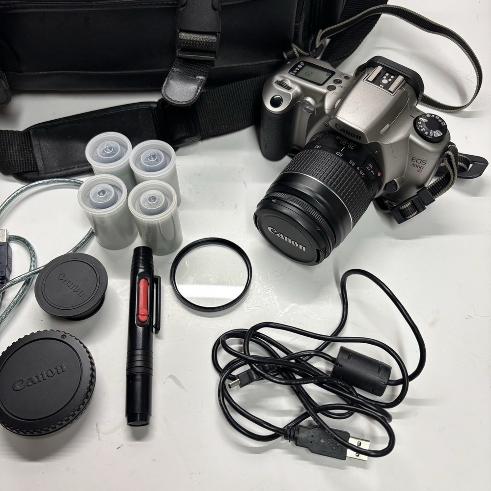 Canon EOS 3000N 35mm Film Camera With Canon 28-80mm Lens Bag Films Filter Bundle - Picture 4 of 16